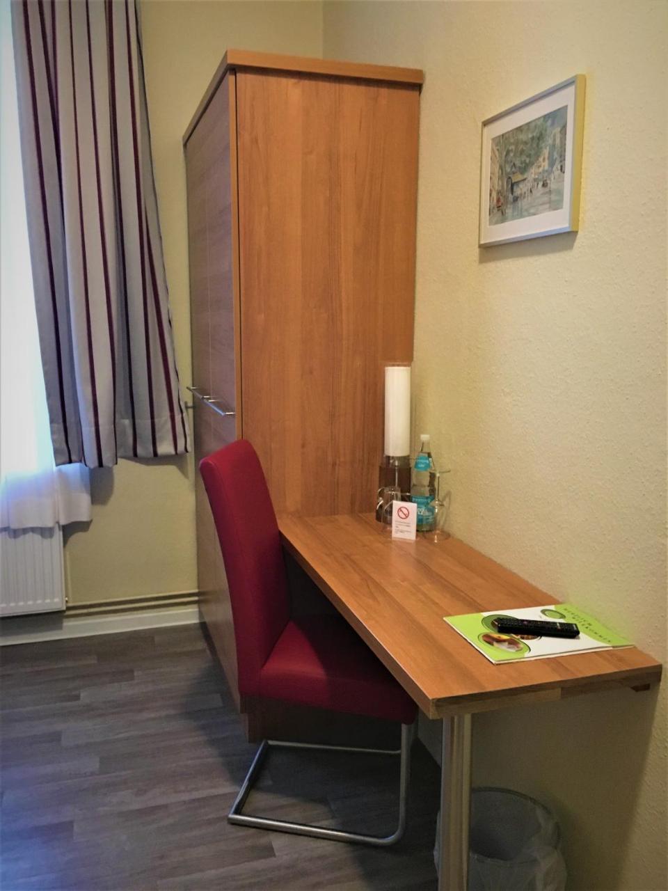 Dessau-Rosslau Pension Am Pollingpark מראה חיצוני תמונה